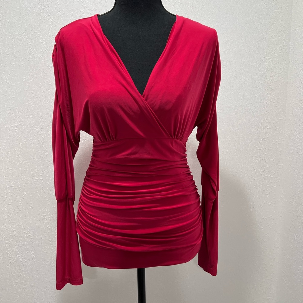 Studio Y Fuchsia Pink Top Small EUC